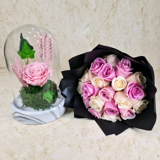 preserved rose pink With Hand Bouquet