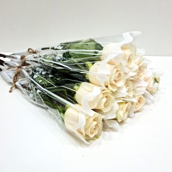 10 Single White Roses